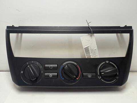 Foto 1ª: Mando Climatizador Bmw X3 3.0 D 204CV AUT. E83) 306D2 (2004)