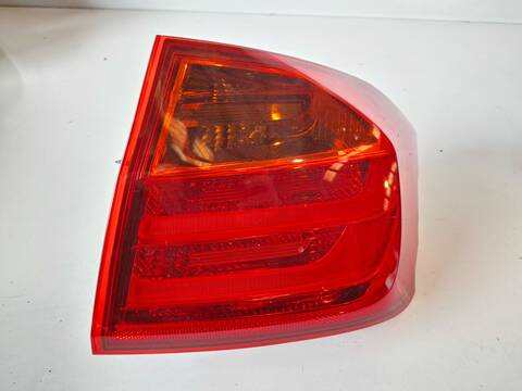 Foto 1ª: Piloto Trasero Derecho Bmw Serie 3 315 318 D 143CV (2011)