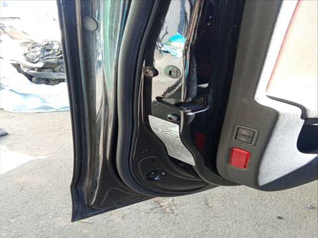 Cerradura Puerta Delantera Izquierda Audi A4 2.0 TDI QUATTRO 143CV 105KW