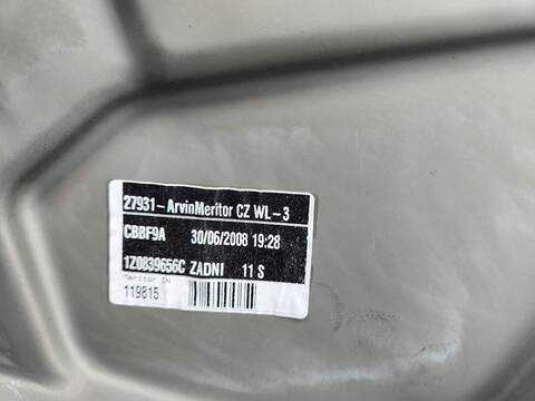 Foto 4ª: Elevalunas Manual Trasero Derecho Skoda Octavia RS BERLINA 200CV 147KW [BWA] (2008)