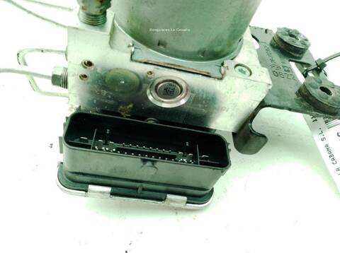 Foto 2ª: Abs Renault Trafic 2.0 DCI 110 FGMW) [M9R717] (2014)