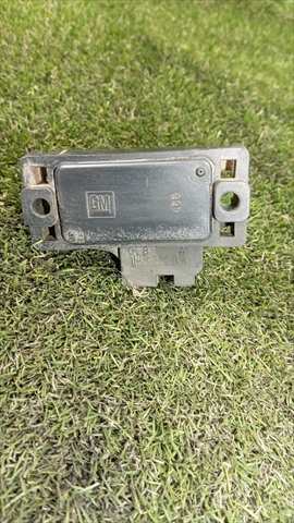 Caja Reles Fusibles Jeep Grand Cherokee 4.0 G ZJ LAREDO 5P. Automatico