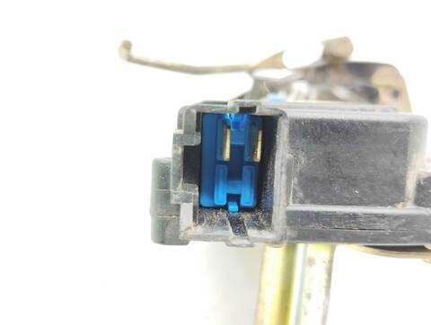 Foto 3ª: Cerradura Puerta Trasera Derecha Hyundai Accent GL 4P 102CV 75KW [G4EC] (2000)