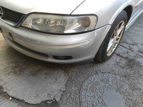 Foto 3ª: Paragolpes Delantero Opel Vectra X16XEL BERLINA (2000)
