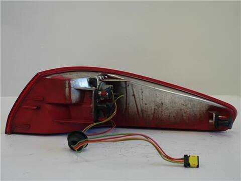Foto 2ª: Piloto Trasero Izquierdo Peugeot 607 2.2 HDI 133CV 98KW [4HX (DW12TED4/FAP)] (2005)