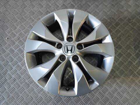 Foto 3ª: Juego LLantas Honda Crv COMFORT 4X2 120CV 88KW [N16A2] (2015)