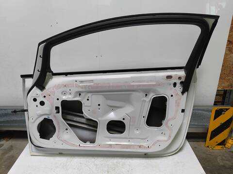 Foto 3ª: Puerta Delantera Derecha Opel Astra 165 CV 121KW [A20DTH A20 LBS] (2015)