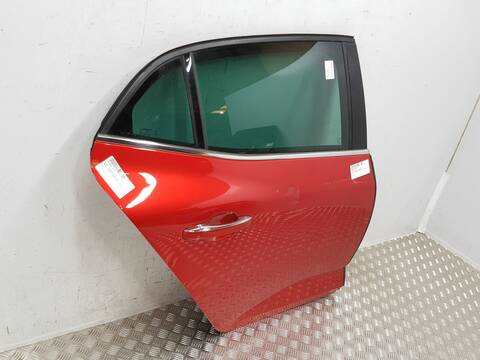 Foto 2ª: Puerta Trasera Derecha Renault Megane TECH ROAD 101CV [H5F408] (2015)