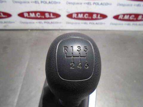 Foto 4ª: Palanca de Cambio Kia Rio BASIC 75CV 55KW [D3FA] (2015)