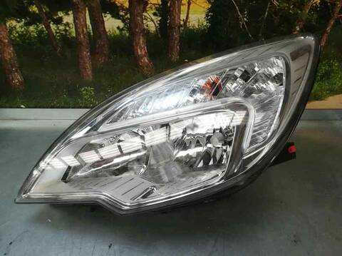 Faro Izquierdo Opel Meriva COSMO 120CV 88KW