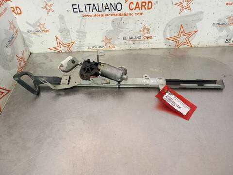 Foto 1ª: Cinturón Delantero Derecho Mercedes Clase C 160 170CV 125KW (2003)