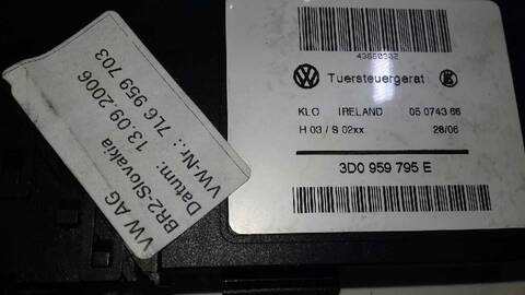 Foto 3ª: Elevalunas Eléctrico Trasero Izquierdo Volkswagen Touareg TDI V6 225CV 165KW [BKS] (2006)