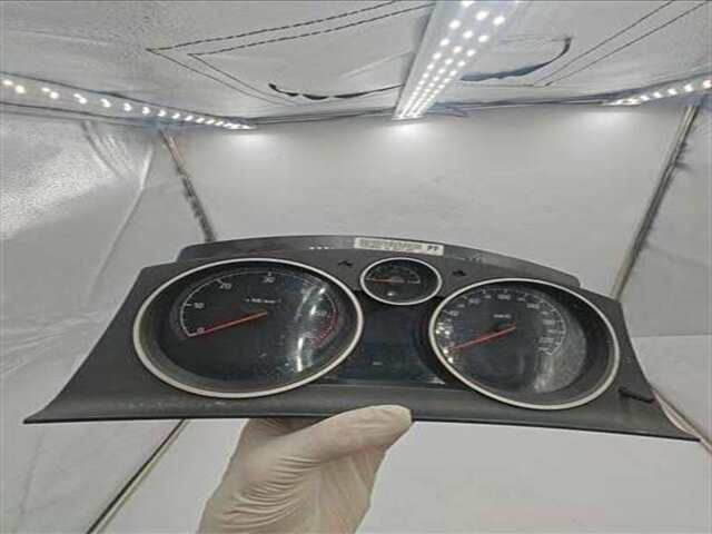 Foto 3ª: Cuadro de Instrumentos Opel Astra 1.7 ENJOY [1.7 LTR. - 74 KW 16V CDTI] [Z 17 DTH / LPZ]