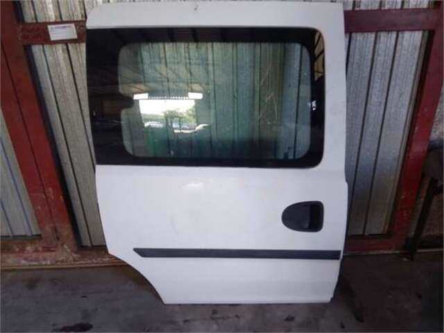 Puerta Lateral Corredera Derecha Opel Combo 1.3 COMBI [1.3 LTR. - 51 KW 16V CDTI CAT (Z 13 DT - LN9)]