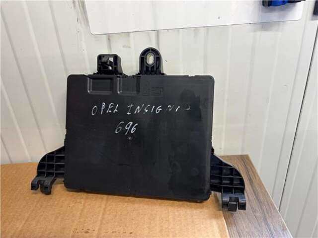 Foto 2ª: Caja Reles Fusibles Opel Insignia 2.0 CDTI [A 20 DTH]