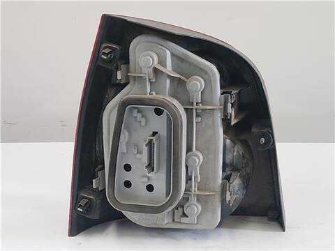 Foto 2ª: Piloto Trasero Derecho Volkswagen Polo 1.2 54CV 40KW [AWY] (2002)