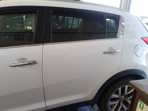 Puerta Trasera Izquierda Kia Sportage BUSINESS 2WD 116CV 85KW