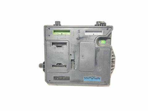 Caja Reles Fusibles Renault Megane LIFE 1 DCI DIESEL FAP 95CV