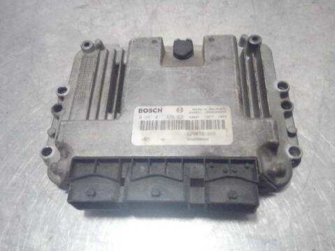 Foto 2ª: Centralita Motor ECU Renault Megane CONFORT AUTHENTIQUE BERLINA 120CV 88KW II BERLINA 3P [F9Q800] (2004)