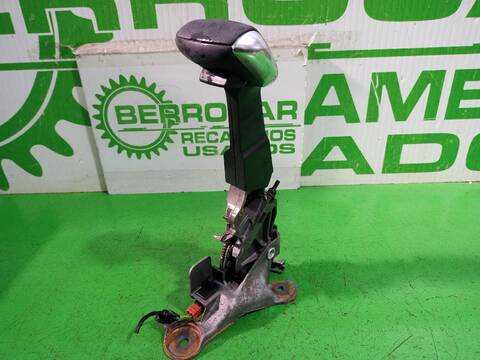 Foto 3ª: Freno de Mano Peugeot 2008 ALLURE 110CV (2013)