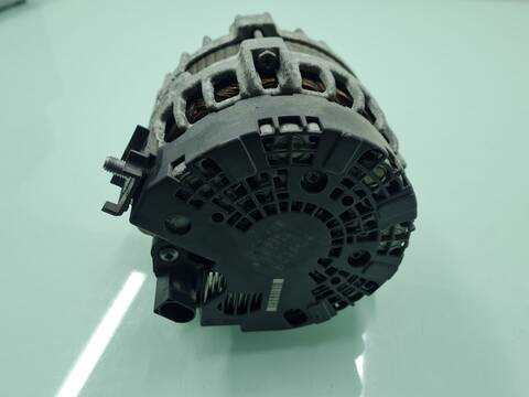 Foto 4ª: Alternador Volvo XC 60 MOMENTUM 2WD 181CV 133KW [D4204T5] (2014)