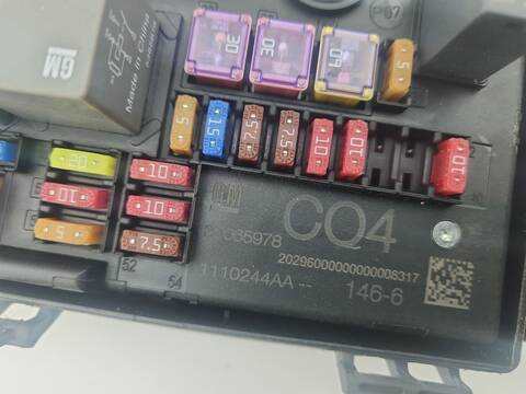 Foto 2ª: Caja Reles Fusibles Opel Zafira EXPRESSION START/STOP 120CV 88KW [B16DTH] (2016)