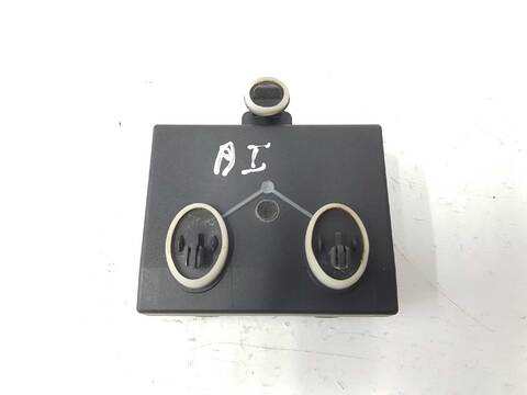 Foto 3ª: Centralita Puerta Delantera Izquierda Volkswagen Golf GTI PERFORMANCE BLUEMOTION 68CV 50KW [CHHA] (2014)