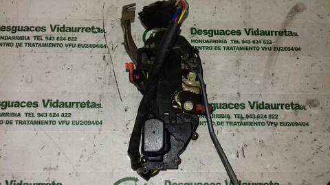 Foto 2ª: Cerradura Puerta Delantera Izquierda Kia Carnival 2.9 CRDI CAT 144CV 106KW [J3] (2002)