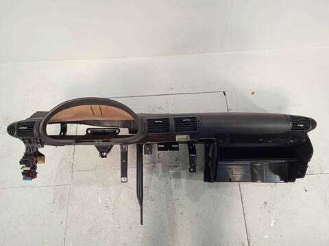 Salpicadero Mercedes Clase C 160 2.2 CDI CAT COUPE 150CV 110KW