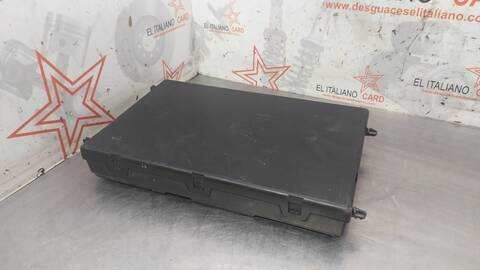 Foto 2ª: Caja Reles Fusibles Ford Transit FT 330 CORTO 101CV 74KW [PHFA] (2007)