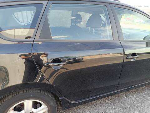 Puerta Trasera Derecha Hyundai i30 D4FB