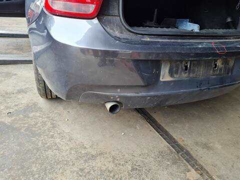 Foto 3ª: Paragolpes Trasero Bmw Serie 1 114 118D 143CV 105KW [N47D20C] (2011)