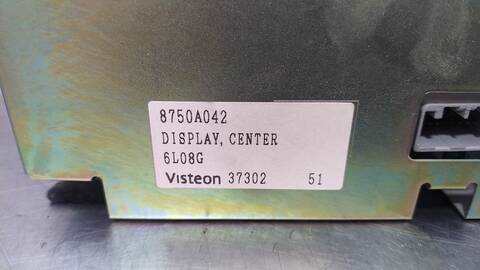 Foto 3ª: Pantalla Multifuncion Mitsubishi Montero 3.2 DI-D KAITEKI 5-PTAS.) 170CV 125KW [4M41] (2007)