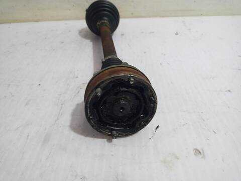 Foto 2ª: Transmision Delantera Izquierda Volkswagen Golf COMFORTLINE BLUEMOTION AUT. 150CV (2013)