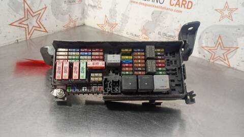 Caja Reles Fusibles Mercedes Clase ML 320 3.0 CDI W164) 224CV 165KW 164.122)