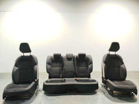 Asientos Traseros Renault Captur TCE 130 HFMF) 131CV 96KW