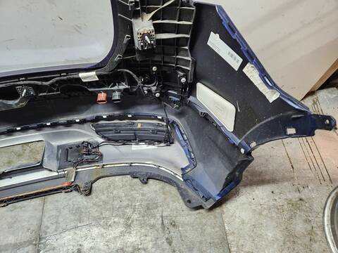 Foto 2ª: Paragolpes Trasero Audi Q3 35 TDI BASICO 150CV 110KW [DTSB] (2021)