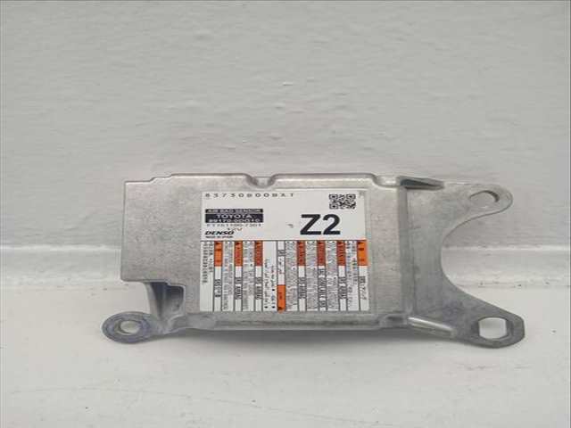 Centralita Airbag Toyota Yaris 1.5 HYBRID MXPH11) 92CV 68KW