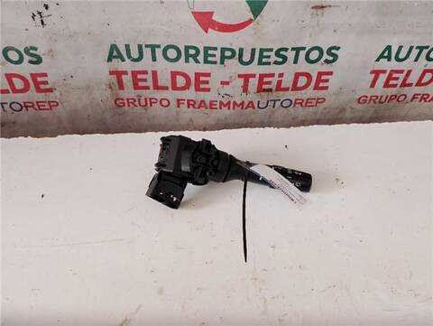 Mando Multifuncion Toyota Auris 1.3 ACTIVE [1.3 LTR. 74KW 16V CAT]