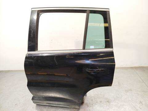 Foto 3ª: Puerta Trasera Izquierda Volkswagen Tiguan 2.0 TDI 4MOTION 140CV 103KW [CBAB] (2007)