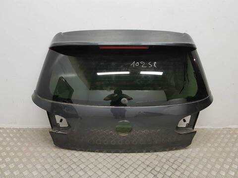 Portón Volkswagen Golf GTD