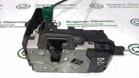 Foto 2ª: Cerradura Puerta Delantera Derecha Opel Zafira 1.9 CDTI 120CV 88KW [Z19DT] (2007)