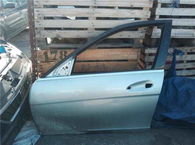 Foto 1ª: Puerta Delantera Izquierda Mercedes Clase C 160 2.2 C 220 CDI (204.008) [2.2 LTR. - 125 KW CDI CAT] [OM 646.811]
