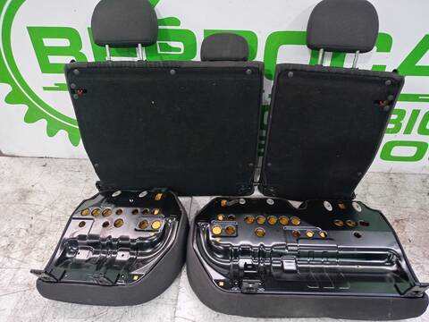 Foto 3ª: Asientos Traseros Ford Focus AMBIENTE BERLINA 90CV 66KW [C9DC] (2004)