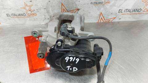 Foto 1ª: Pedal Embrague Mercedes Clase C 160 C 200 206.042) BERLINA 224CV 165KW [M 254.915] (2021)