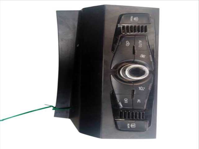 Foto 3ª: Mando Climatizador Audi A5 2.0 TDI (2007)