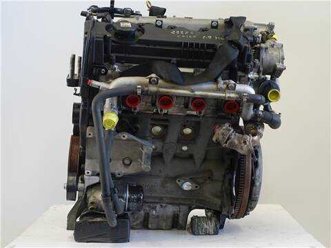 Foto 1ª: Motor Completo Fiat Stilo 1.9 JTD 192_XE1A) 115CV 85KW [192 A1.000] (2002)