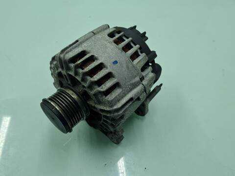 Foto 1ª: Alternador Volkswagen Scirocco 2.0 TDI 103KW) 140CV [CFHC] (2011)