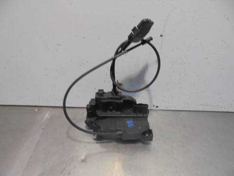 Cerradura Puerta Delantera Derecha Nissan NV400 2.3 DCI DIESEL CAT 110CV 81KW