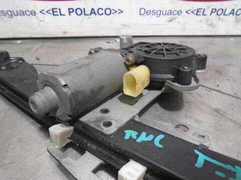 Foto 3ª: Elevalunas Manual Trasero Izquierdo Volvo S60 2.4 125KW) BERLINA 170CV [B5244S] (2002)